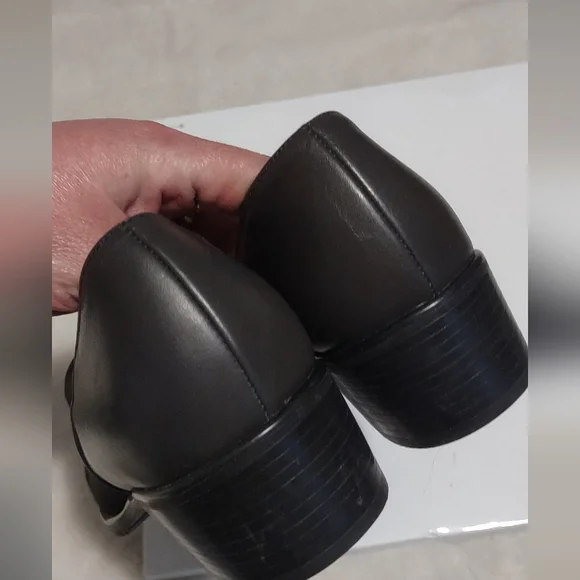 Munro Gray Slip-On Loafers 10.5 narrow/slim - Picture 7 of 7